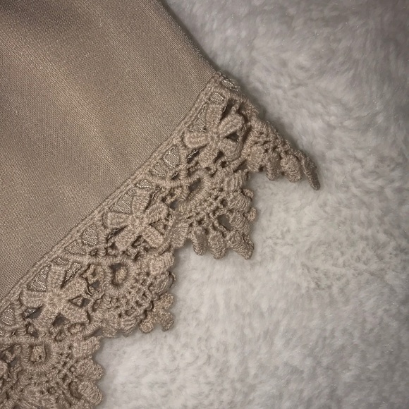 UK2LA Beige Dress Short - Picture 3 of 3